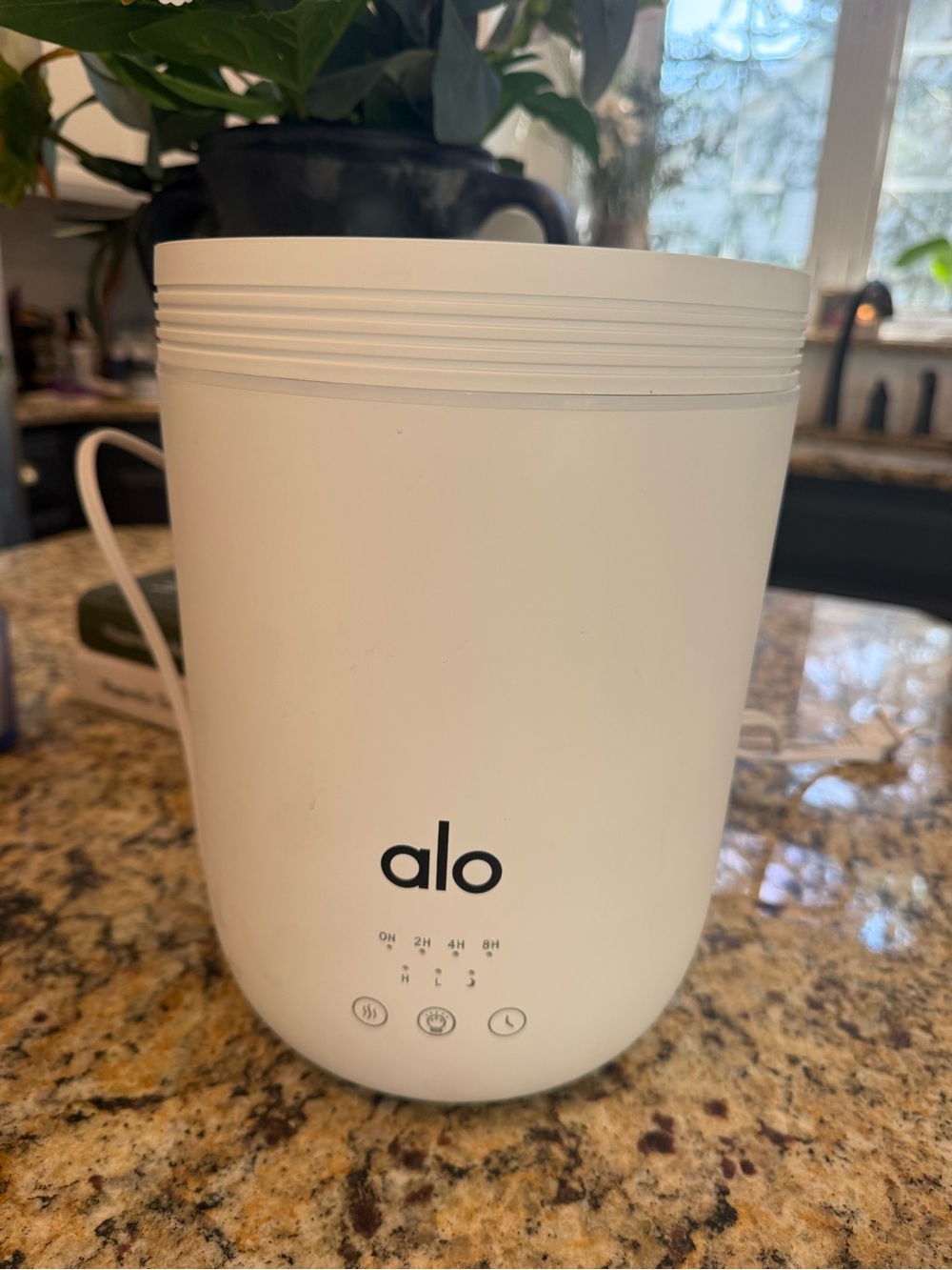 Alo diffuser and humidifier